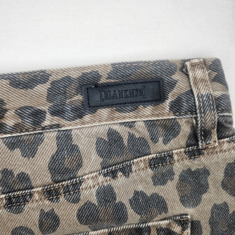 Blank NYC Leopard Print Mini Skirt Sz 26 Brown Taupe Animal Print Denim NWT - Picture 7 of 12